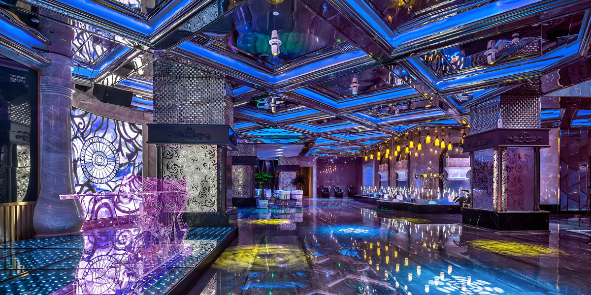 貴州遵義假日派對量販KTV設(shè)計實景